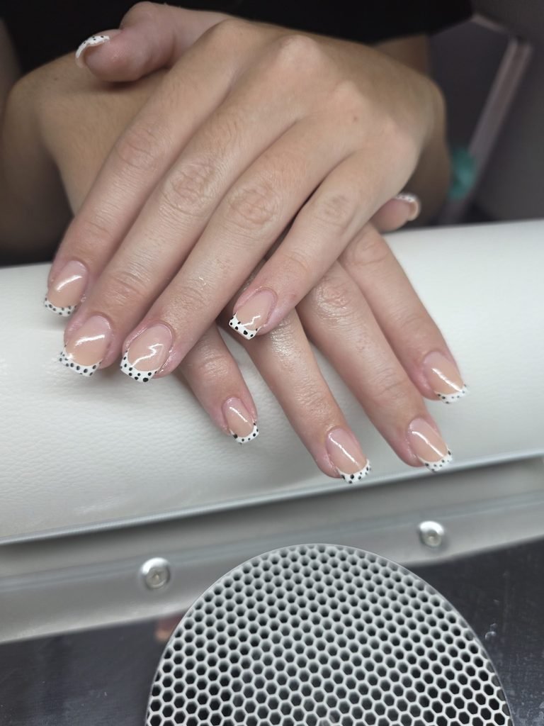 Manicure Services 61739